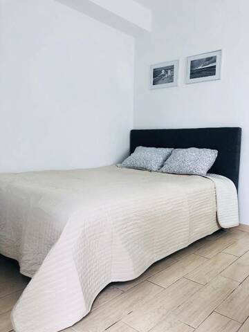 Фото номера Двухместный номер с 1 кроватью Проживание в семье Pokoje Gościnne i Apartamenty Ula г. Устроне-Морске 12