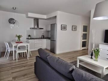 Фото номера Апартаменты с видом на бассейн Апартаменты Rezydencja Apartamenty Ostrowski г. Устроне-Морске 15